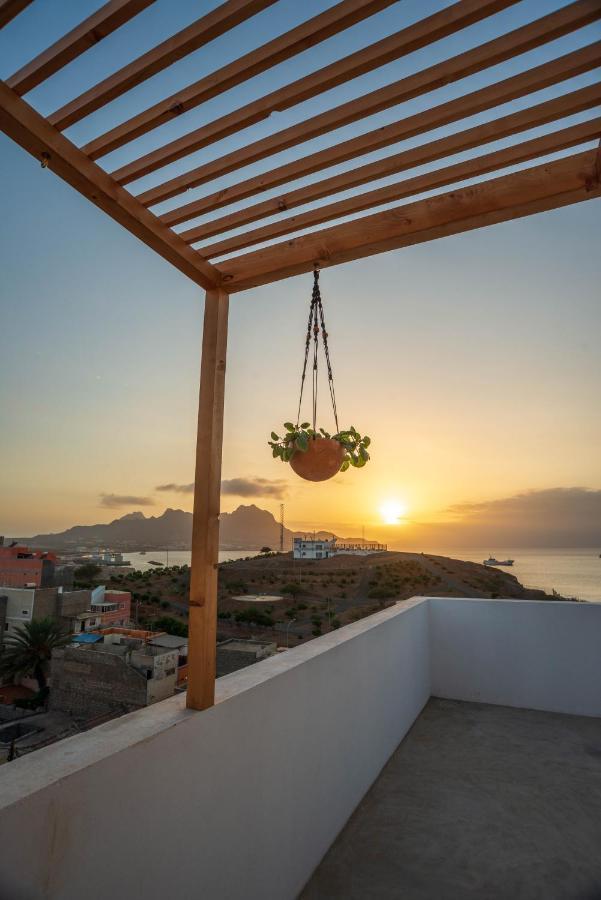 Apartamento Fatima Amwilla Guesthouse Mindelo Bagian luar foto